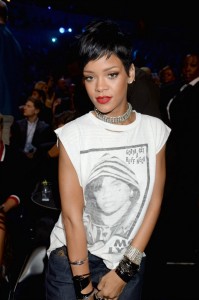 mtvvma13_rihanna