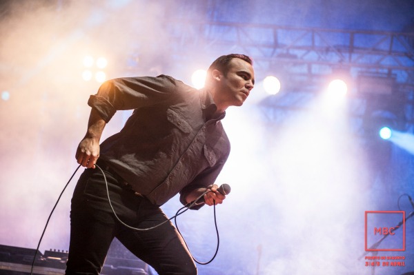 FutureIslands-mbc