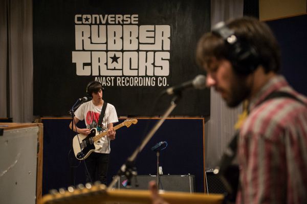 converse-rubber-tracks