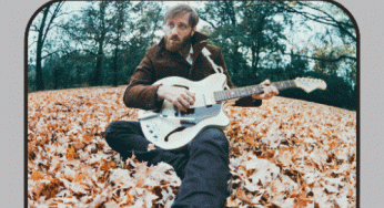 La nostalgia de fin de curso de Dan Auerbach en el vídeo de ‘Waiting on a Song’