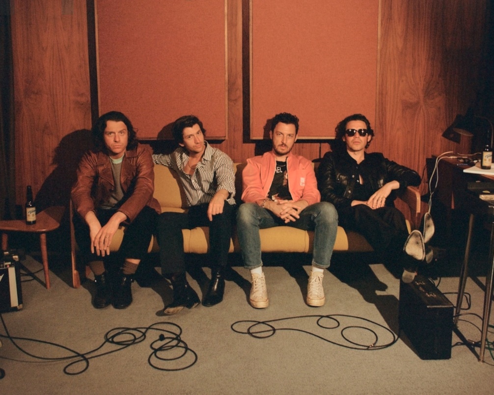 Arctic Monkeys anuncian 'The Car' y estrenan tema en vivo
