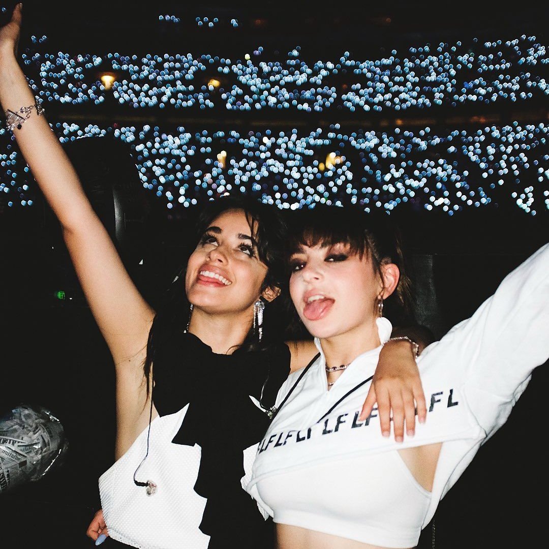 Camila Cabello alude a las comparaciones con Charli XCX