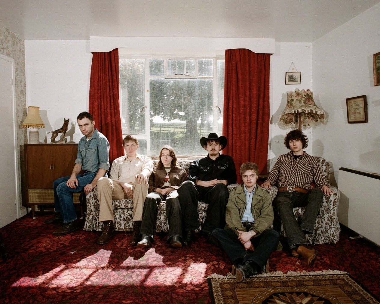 Fat Dog, directos a la yugular en ‘Shit Love’